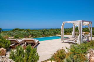 Villa Idalia Retreat by Villa Plus - Koiliomenos - 9