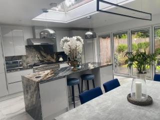 Beautiful 3 Bedroom Home in St Albans - St Albans - 2