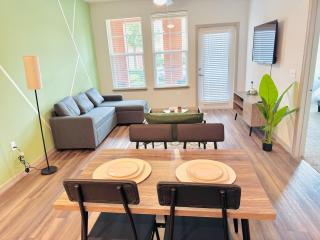 Entire Apartment, Pet-Friendly King Bed, 15 Min to Disney & Resort-Style Amenities - Kissimmee - 1