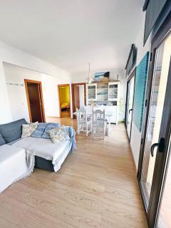Apartamento con gran terraza en el centro - L'Escala - 6