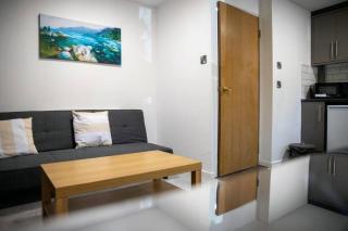 Modern 1-Bedroom Near Leeds Arena w Free Parking - Central Station - 3