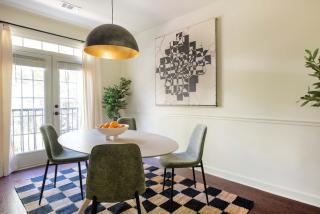 Chez Nous - Atlanta - 9