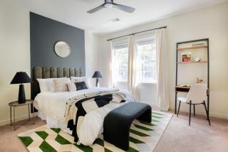 Chez Nous - Atlanta - 7