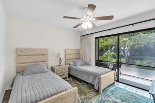 First Floor Walk Out with Lake View - Naples - 7