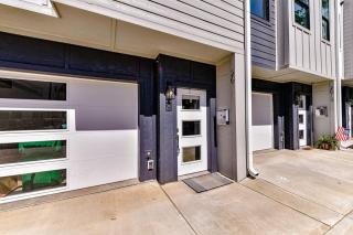 On the Move in Plaza Midwood - Charlotte - 2