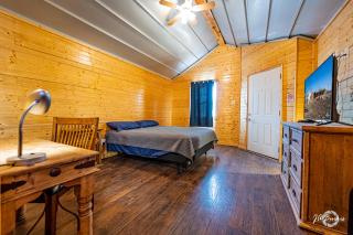 Horseshoe Lodges - Midland - 4
