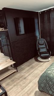Magnifique Loft 35m2 Jacuzzi RVB NIGHT 1 - Amiens - 4
