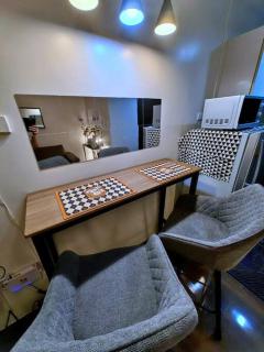 1Br FREE parking with balcony near RCBC, Trident, MMC - Manila - 8