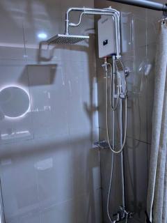 1Br FREE parking with balcony near RCBC, Trident, MMC - Manila - 2