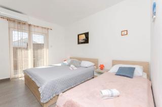 Apartments Sunny Corner - Tribunj - 5