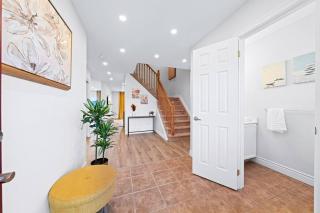 Stylish and Cozy 4 bedroom House - Barrie - 7