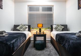 The Cave by Reggis - Coventry - 3
