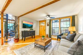 Cozy Cabin in the Woods w/ Playroom, Deck & Lounge - 0