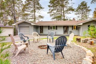 Lakefront Home with Fire Pit in Eagle River - Eagle River - 8