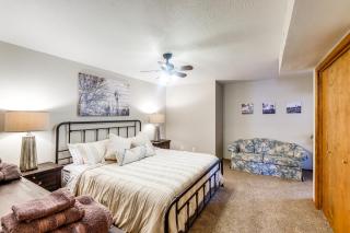 Lakefront Unit with Dock in Carlsbad! - Carlsbad - 2