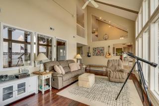 Waterfront Sunrise Beach Home with Boat Slip! - Sunrise Beach - 7