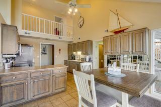 Waterfront Sunrise Beach Home with Boat Slip! - Sunrise Beach - 4