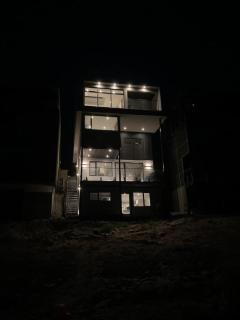 Lakefront Nest Beach House Suite - Penticton - 8