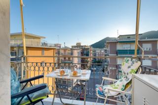 Il Rifugio - Town Center - Happy Rentals - Borghetto Santo Spirito - 0