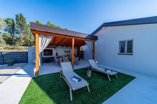 Villa Antea - Happy Rentals - 8
