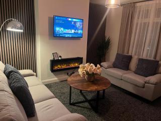 Modern, fresh Yorkshire home - 8