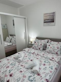 Apartment Athens - Sombor - 8