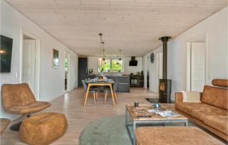 Awesome Home In Grenaa With Kitchen - 7