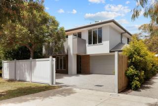 Cowes Sunset Retreat - 1