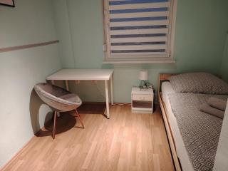 geräumige 4 Zimmer Wohnung mit Balkon - Altendorf - 4