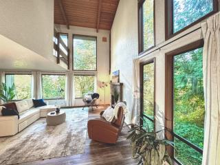 Uplake Forest Retreat - Kenmore - 0