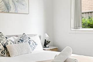 Cozy Double Room in Panania - Close to Stations & Stores - Shared Bathroom - Panania - 9