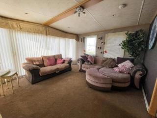 6 Berth Caravan For Hire At Seawick Holiday Park In Clacton-On-Sea Ref 27049Sw - Clacton-on-Sea - 3