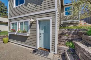 Rustic Mountain Oasis with King Bed and Pet Friendly - Cle Elum - 7