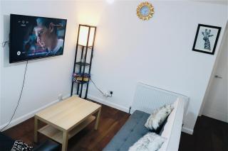 Stratford-2bedroom-Close to local transport- Wifi - 5