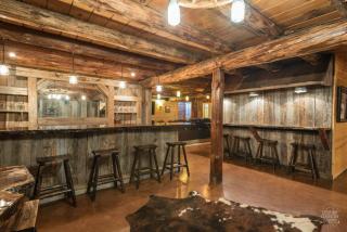 Stunning Cedar Log Home with Panoramic Views - Hot Tub - Game Bar & Theatre Rooms - Coshocton - 2