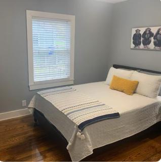 House, Near Downtown with Fenced Back Yard!!!! - 4