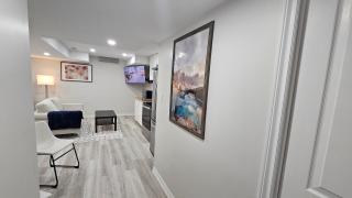 Garden Ave Home 1mins to HWY 403 - Brantford - 9