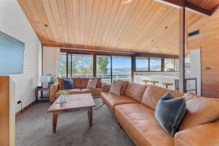 Ibis on Lake Jindabyne - 0