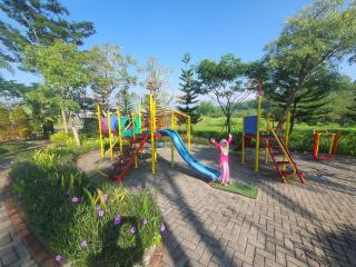 RAM Homestay Sharia, 5 Adults 1 Child, Ideal Stay Between Bromo & South Malang Beaches - Bareng - 1