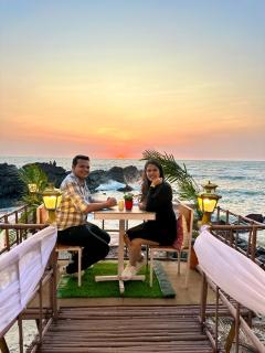 Ridingsolo Beach Resort - 3