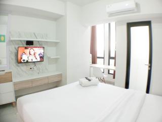 Relaxing Studio at The Alton Apartment By Travelio - Semarang - 4