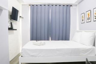 Minimalist Studio at Grand Asia Afrika Apartment By Travelio - 8