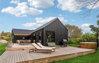 3 Bedroom Stunning Home In Juelsminde - Juelsminde - 1