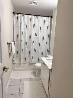 Cozy room in Mississauga, Ontario canada - Mississauga - 8