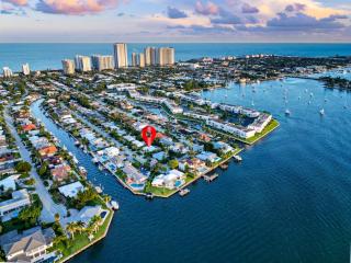 Heated Saltwater Pool Avail! Walk To Beach! - West Palm Beach - 9