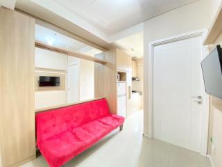 Cozy and Clean 1BR Apartment at Parahyangan Residence By Travelio - 5