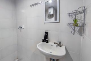 Comfort and Well Design Studio at Paltrow City Apartment By Travelio - 2