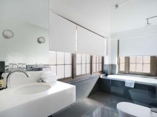 Peppers Gallery Hotel - Canberra - 3