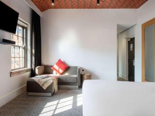 Peppers Gallery Hotel - Canberra - 7