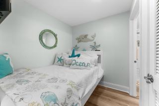 Modern Resort Condo! Gulf Views & Amenities Galore! presented by Dolce Vita Getaways! - Panama City Beach - 4